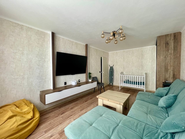 
  Продается 2-комн. квартира, 62 м², Ленина ул, д. 192
. Фото 3.