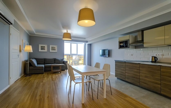 
  Продается 2-комн. квартира, 76 м², Ленина ул, д. 9
. Фото 5.