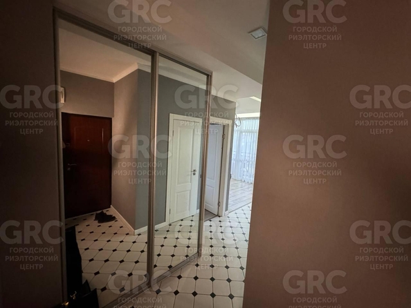 
  Продается 2-комн. квартира, 45 м², Виноградная ул
. Фото 8.