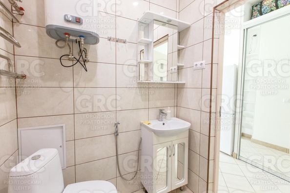 
  Продается 1-комн. квартира, 35 м², Полтавская ул
. Фото 10.