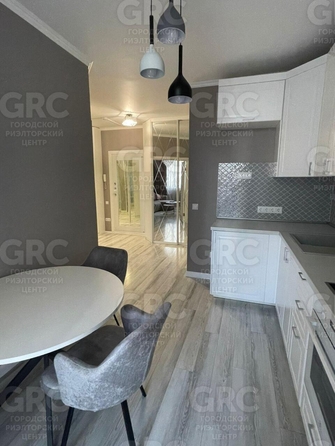 
  Продается 2-комн. квартира, 60.3 м², Трунова пер, д. 6
. Фото 8.