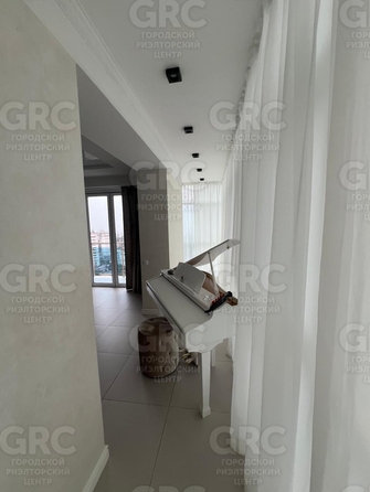 
  Продается 4-комн. квартира, 110 м², Альпийская ул, д. 27
. Фото 12.