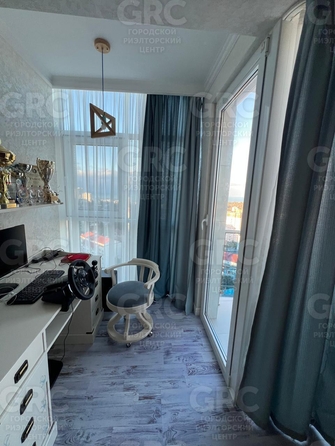 
  Продается 4-комн. квартира, 110 м², Альпийская ул, д. 27
. Фото 31.