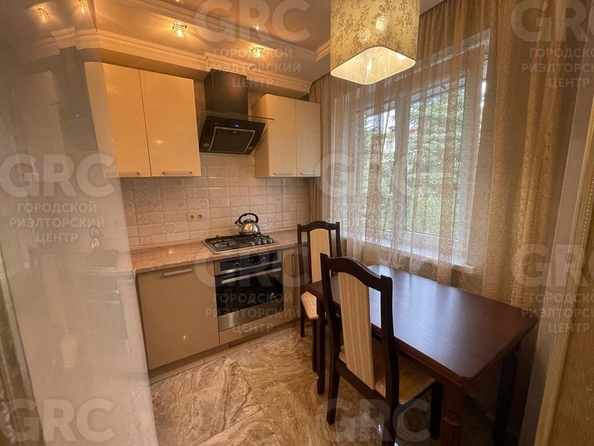
  Продается 1-комн. квартира, 26.9 м², Ульянова ул, д. 107
. Фото 4.