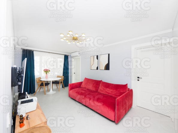 
  Продается 2-комн. квартира, 48 м², Воровского ул, д. 60
. Фото 4.