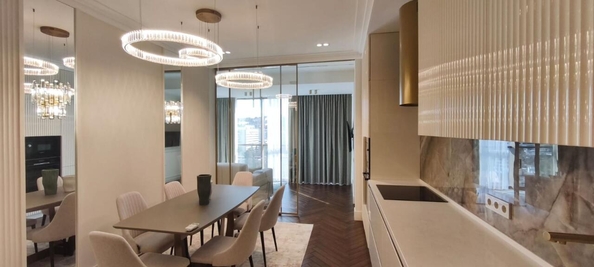 
  Продается 2-комн. квартира, 63 м², Парковая ул, д. 5
. Фото 2.