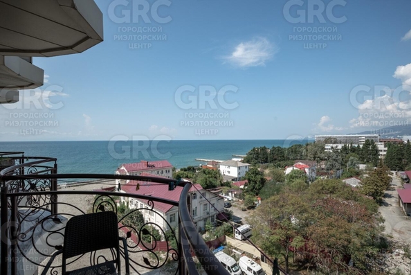 
  Продается 3-комн. квартира, 83 м², Белорусская ул, д. 8
. Фото 8.