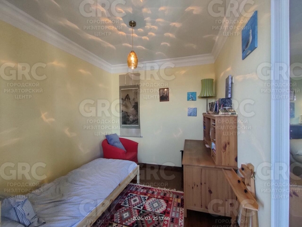 
  Продается 1-комн. квартира, 52 м², Цюрупы ул, д. 32
. Фото 13.
