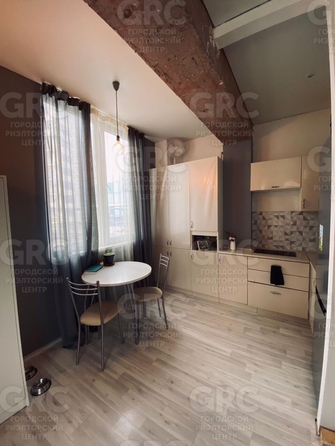 
  Продается 2-комн. квартира, 38 м², Альпийская ул, д. 27А
. Фото 3.