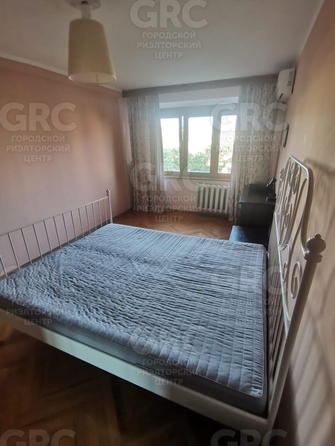 
  Продается 2-комн. квартира, 49 м², Цюрупы ул, д. 10
. Фото 3.