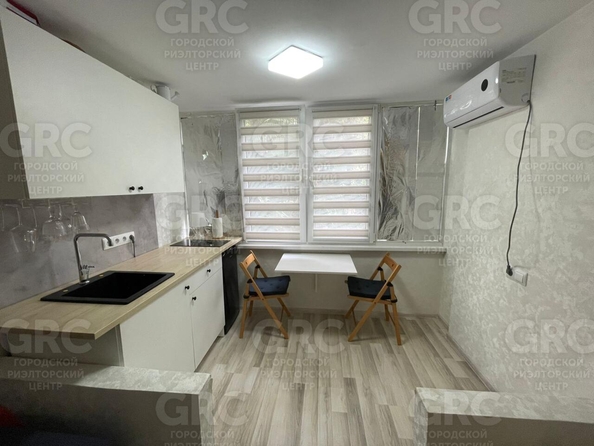 
  Продается 1-комн. квартира, 18 м², Бытха ул, д. 45
. Фото 4.