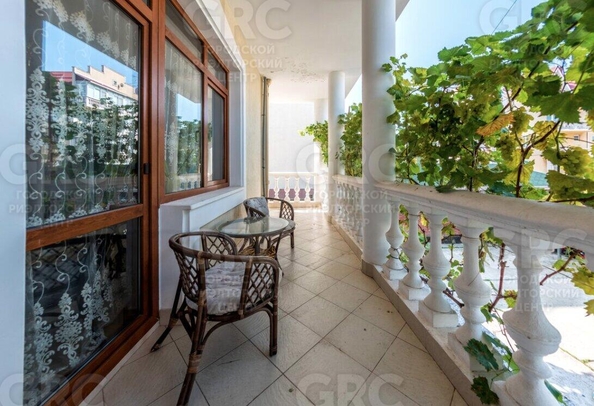 
  Продается 4-комн. квартира, 185 м², Виноградная ул, д. 53/15
. Фото 9.