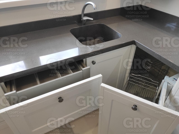 
  Продается 3-комн. квартира, 82.6 м², Куйбышева ул, д. 5
. Фото 8.