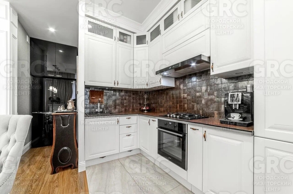 
  Продается 4-комн. квартира, 110 м², Советская ул, д. 7
. Фото 14.