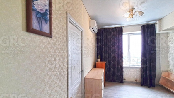 
  Продается 4-комн. квартира, 86.6 м², Глазунова ул, д. 8
. Фото 18.