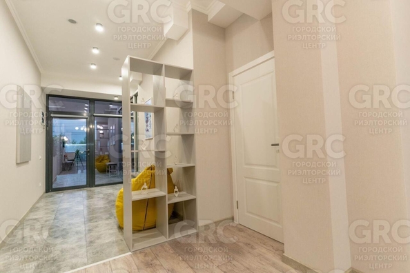 
  Продается 4-комн. квартира, 200 м², Виноградная ул, д. 36
. Фото 10.