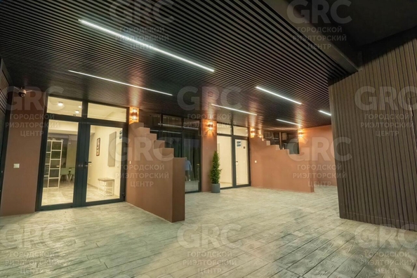 
  Продается 4-комн. квартира, 200 м², Виноградная ул, д. 36
. Фото 19.