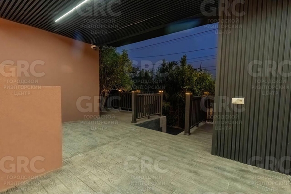 
  Продается 4-комн. квартира, 200 м², Виноградная ул, д. 36
. Фото 21.