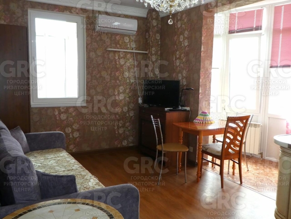 
  Продается 2-комн. квартира, 59 м², Цюрупы ул, д. 32
. Фото 4.
