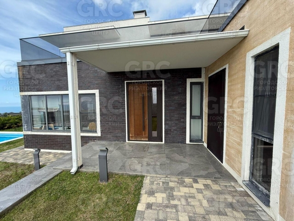 
  Продается дом, 350 м², Сочи
. Фото 1.