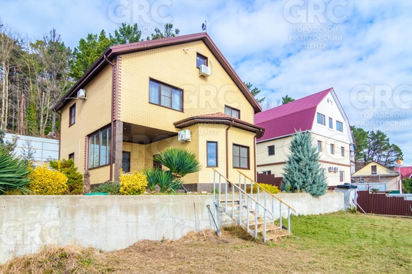 
  Продается дом, 250 м², Сочи
. Фото 2.