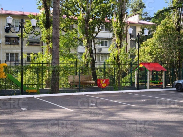 
  Продается 2-комн. квартира, 42 м², Туапсинская ул, д. 19
. Фото 8.