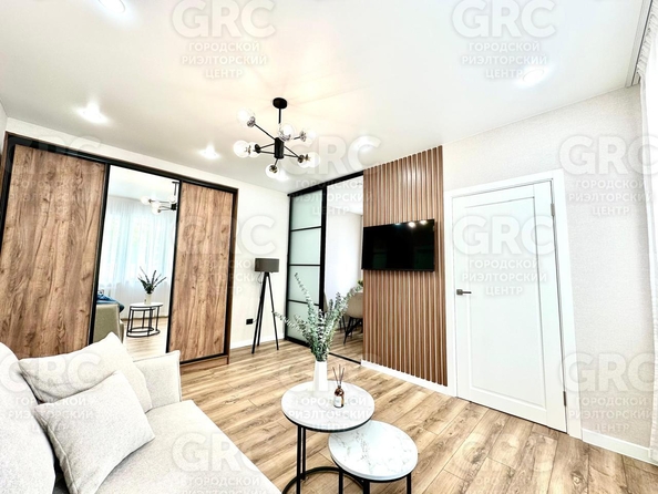 
  Продается 2-комн. квартира, 45 м², Донская ул, д. 38
. Фото 2.