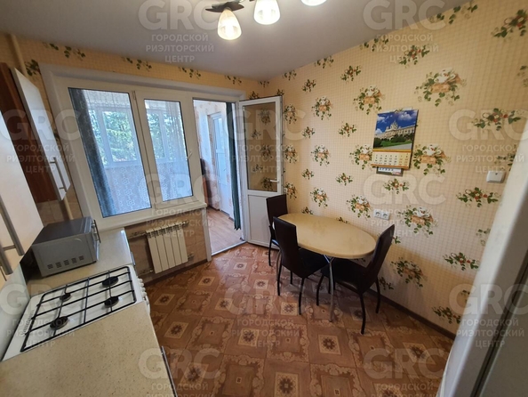 
  Продается 2-комн. квартира, 46 м², Мира ул, д. 12
. Фото 1.