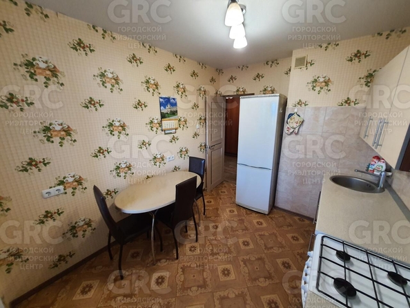 
  Продается 2-комн. квартира, 46 м², Мира ул, д. 12
. Фото 2.