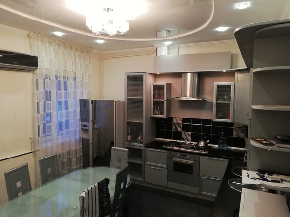 
  Продается 3-комн. квартира, 88 м², Ленина ул, д. 153
. Фото 2.