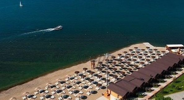 
  Сдается 2-комн. квартира, 89 м², Революции пр-кт, д. 3
. Фото 2.