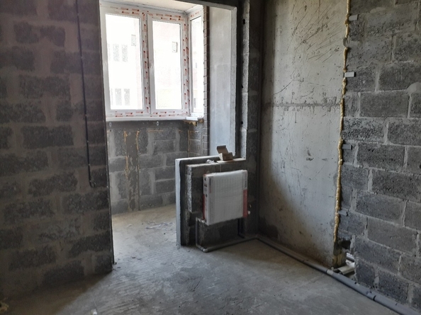 
  Продается 1-комн. квартира, 35 м², Лазурная ул
. Фото 3.