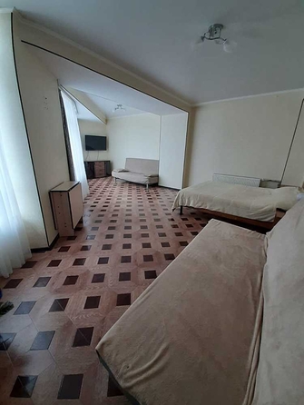 
  Продается 2-комн. квартира, 74 м², Кирова ул, д. 1
. Фото 10.