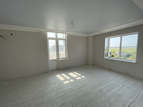 
  Продается 1-комн. квартира, 55 м², Ленинградская ул, д. 78
. Фото 3.