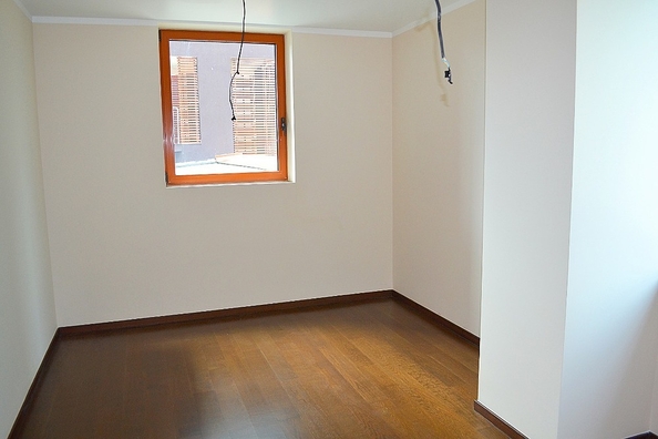 
  Продается 1-комн. квартира, 121 м², Революции пр-кт, д. 3
. Фото 4.