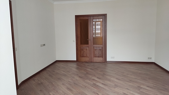 
  Продается 3-комн. квартира, 95 м², Владимирская ул, д. 55к4
. Фото 6.