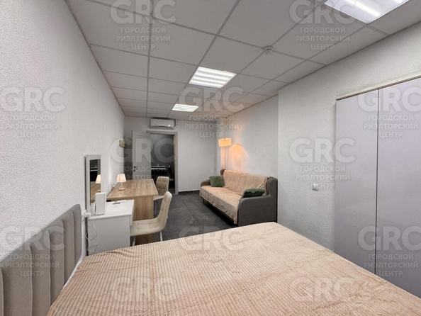 
  Продается 4-комнатный апартамент, 134 м², Дагомысский пер, д. 18
. Фото 10.