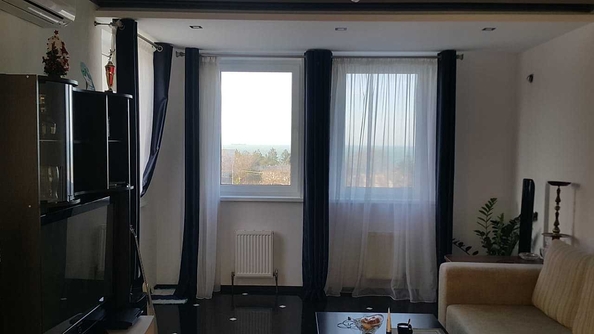 
  Продается 2-комн. квартира, 60 м², Таманская ул, д. 121к1
. Фото 1.