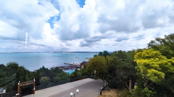 
  Продается 2-комнатный апартамент, 145 м², Революции пр-кт, д. 3
. Фото 9.
