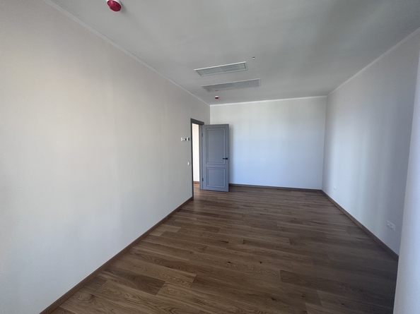 
  Продается 2-комн. квартира, 173 м², Революции пр-кт, д. 3
. Фото 13.