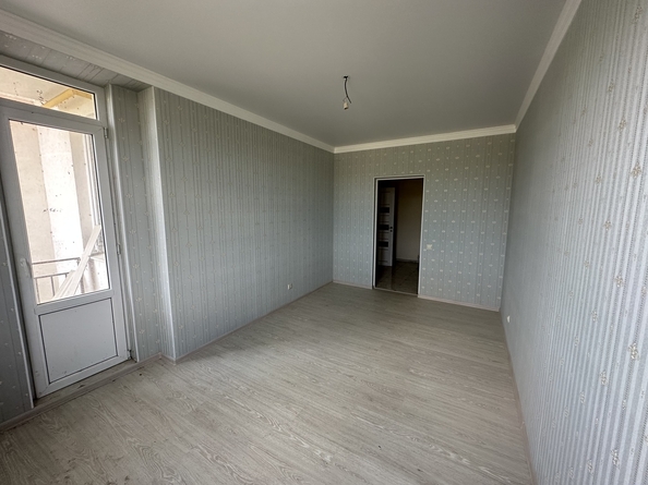 
  Продается 1-комн. квартира, 37 м², Западная ул, д. 15
. Фото 4.