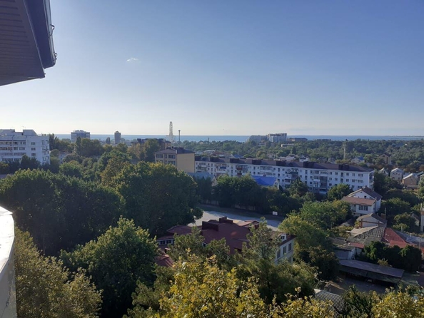 
  Продается 2-комн. квартира, 130 м², Крымская ул, д. 272
. Фото 5.