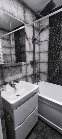 
  Продается 2-комн. квартира, 70 м², Ленина ул, д. 127
. Фото 12.