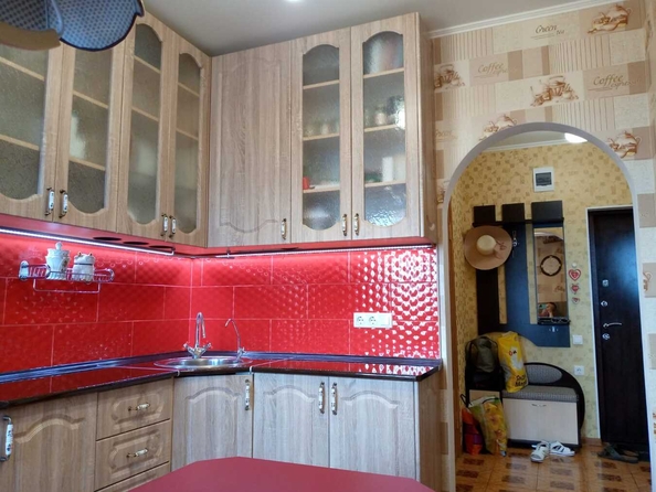 
  Продается 1-комн. квартира, 39 м², Заводская ул, д. 28В
. Фото 2.
