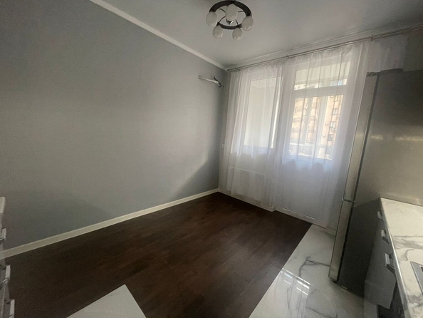 
  Продается 2-комн. квартира, 69 м², Таманская ул, д. 121к5
. Фото 9.