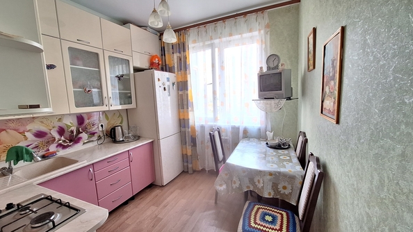 
  Продается 2-комн. квартира, 54 м², Парковая ул, д. 64Ак9
. Фото 8.