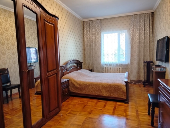 
  Продается 4-комн. квартира, 160 м², Ленина ул, д. 153
. Фото 10.