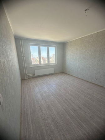 
  Продается 1-комн. квартира, 42 м², Адмирала Пустошкина ул
. Фото 1.
