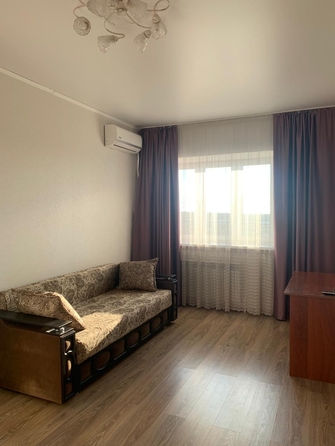 
  Продается 1-комн. квартира, 36 м², Ленина ул, д. 180к8
. Фото 4.