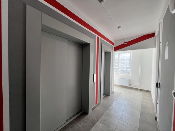 
  Продается 1-комн. квартира, 39 м², ЖК Два Адмирала, дом 1
. Фото 5.